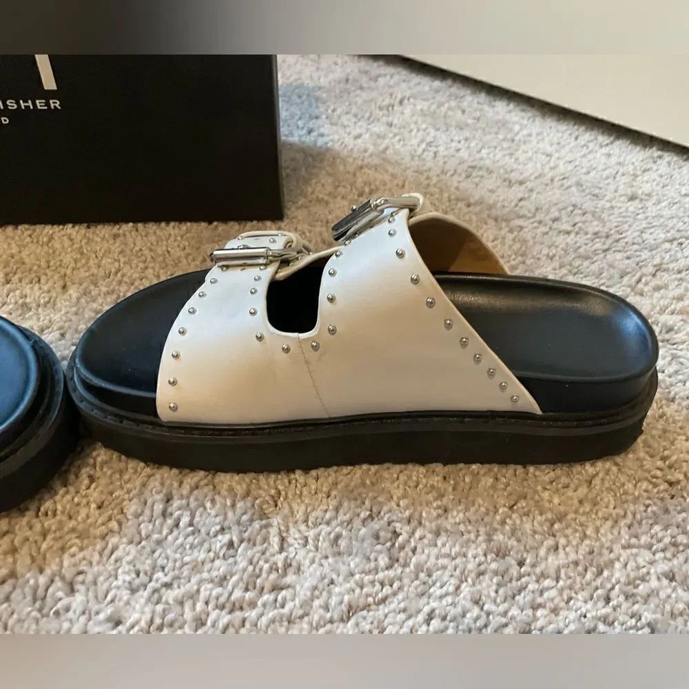 Marc Fisher LTD Augusta Sandals - Picture 6 of 9